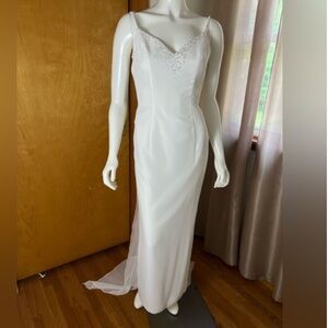 Forever yours vintage wedding gown white beaded detachable train